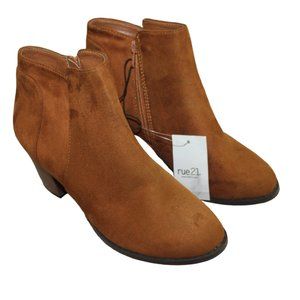 Rue 21 Rainy12 Faux Suede Tan Ankle Booties Boots Womens Size 8 NWT w/ FLAWS